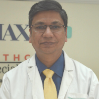 Dr. Vivek Kumar